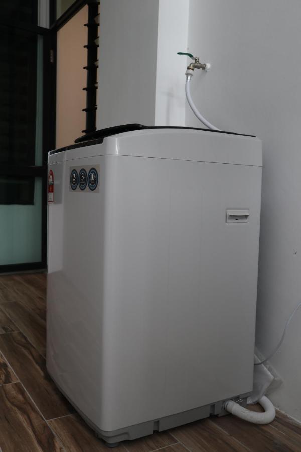 Zen66 @ Roxy Serviced Apartment Kuching Exterior foto