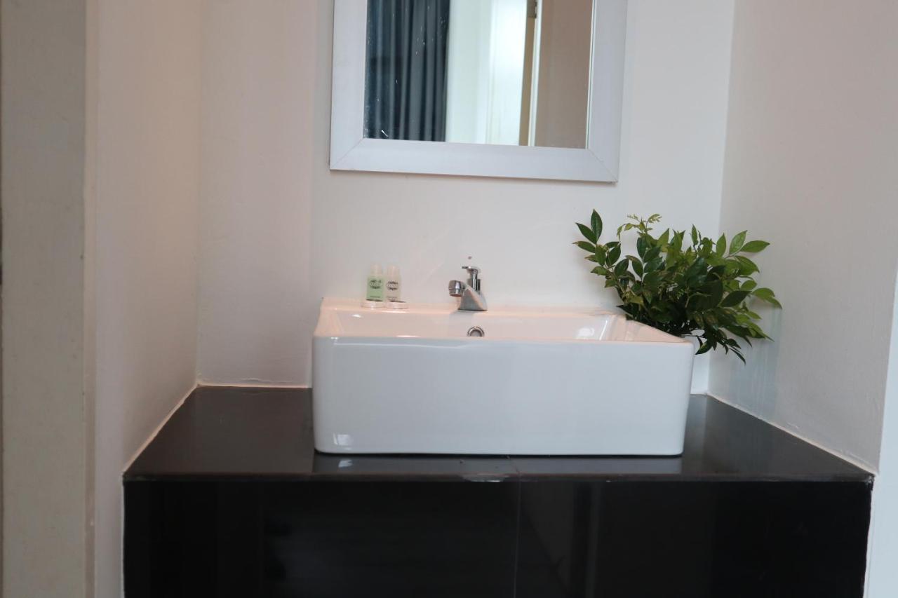 Zen66 @ Roxy Serviced Apartment Kuching Exterior foto