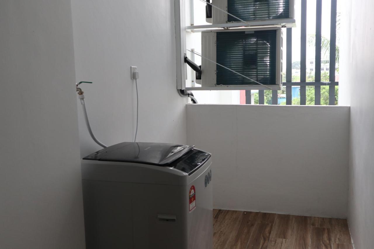 Zen66 @ Roxy Serviced Apartment Kuching Exterior foto
